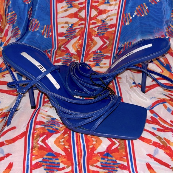 Zara Strappy Sandal Heels - Picture 8 of 12